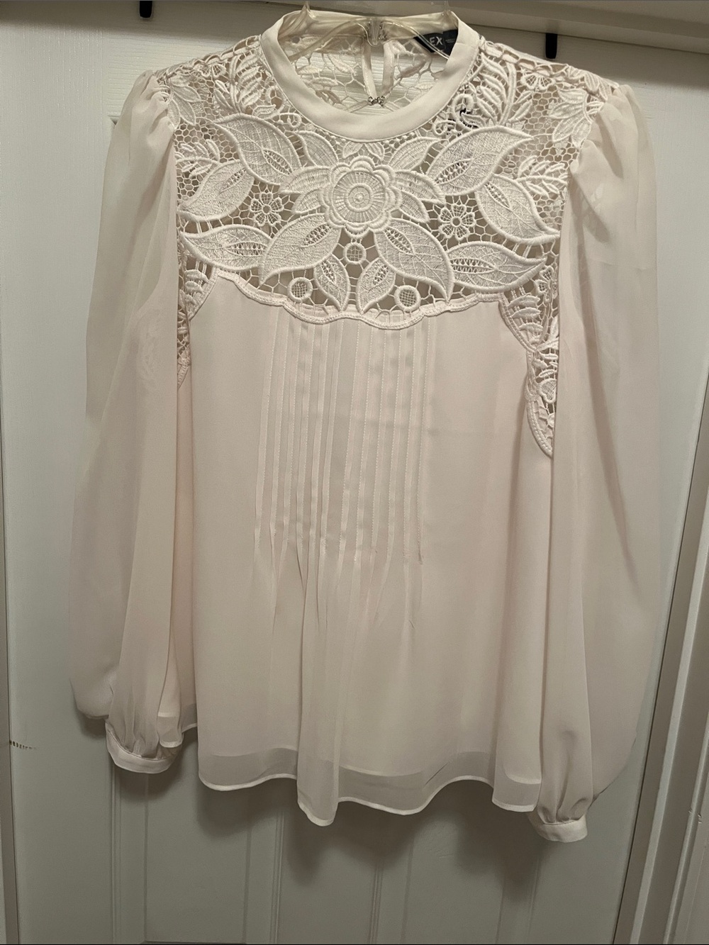 Express Cream Lace Yoke Pintuck Long-Sleeve Blouse
